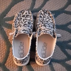 Hey Dude Women's Wendy Lace-Up Loafers